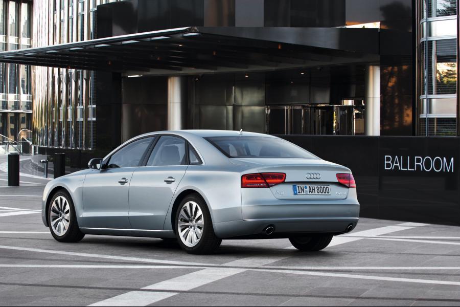  Audi A8 Hybrid (D4) 2011 года  (WW) (фото 59 из 67)